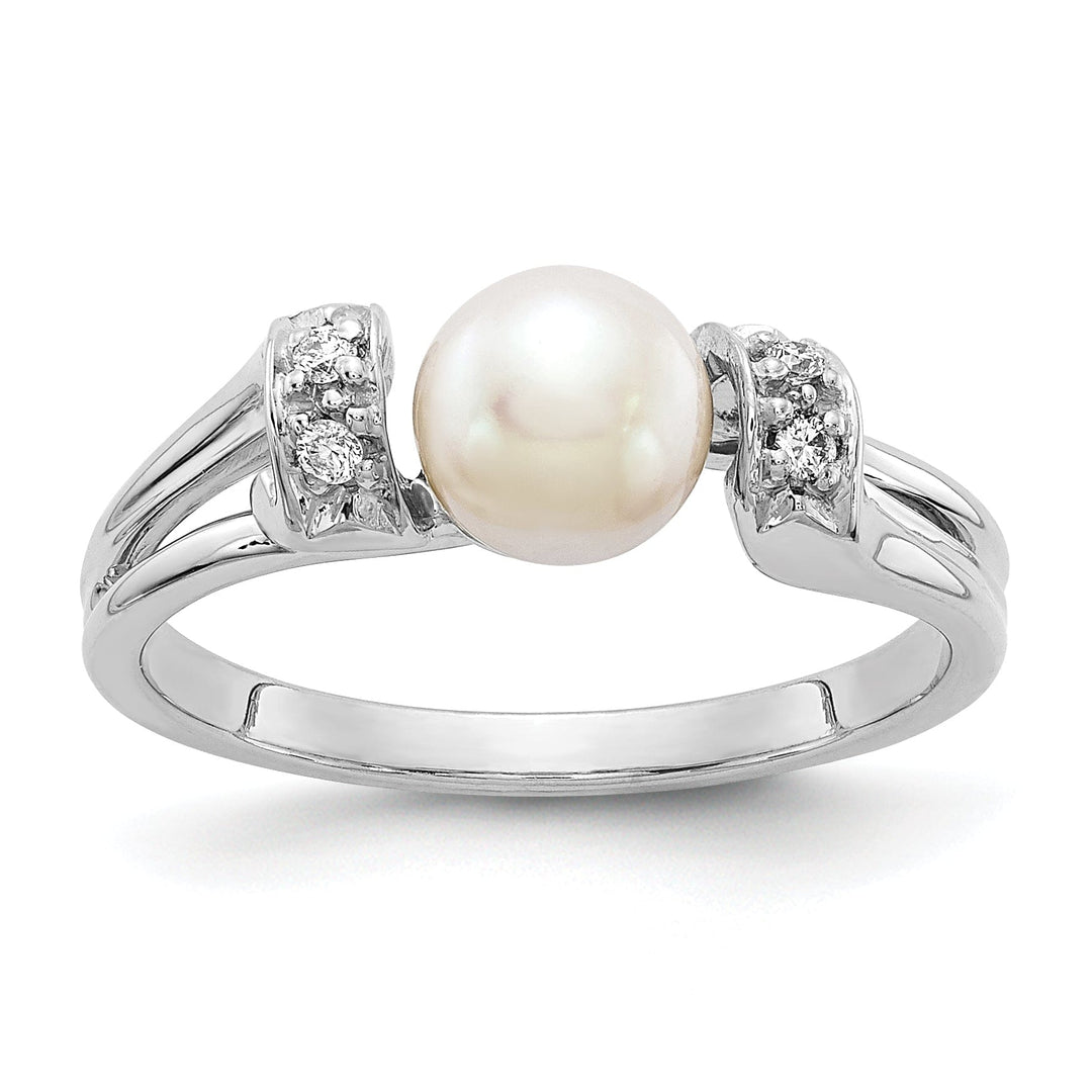14k White Gold Pearl Diamond Ring