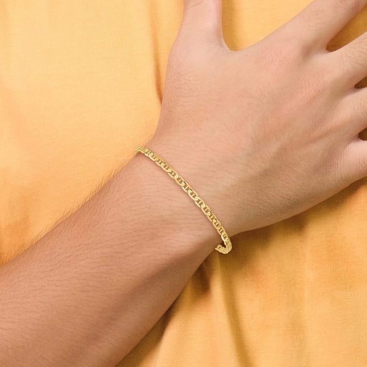 10K Yellow Gold 3mm D.C. Concave Anchor Chain