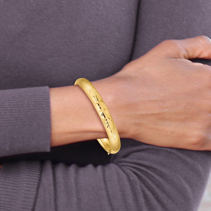10K Yellow Gold 8 mm D.C. Polished Hinged Bangle