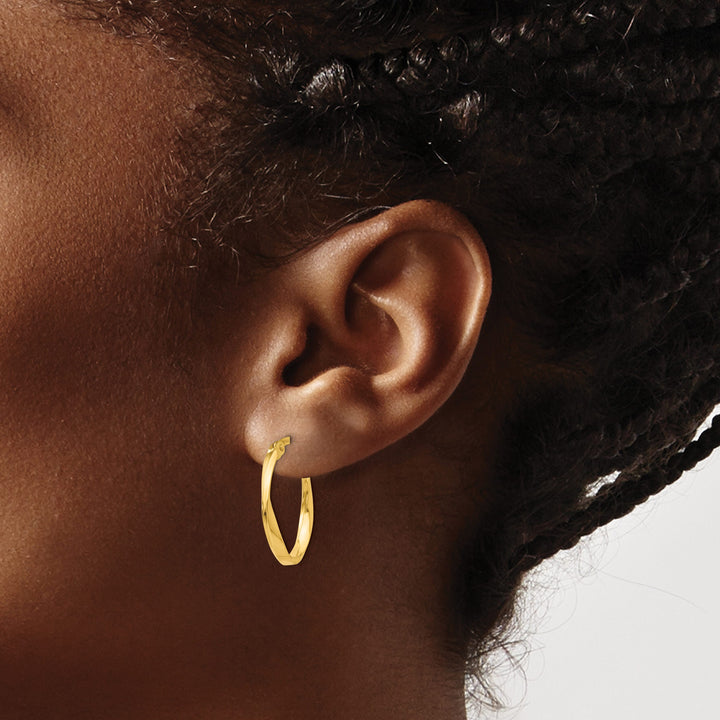 10k Yellow Gold Polished Twisted Oval Hoop Earrings