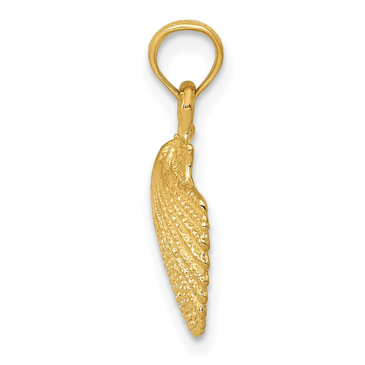 10K Yellow Gold Scallop Shell Pendant, 19mm