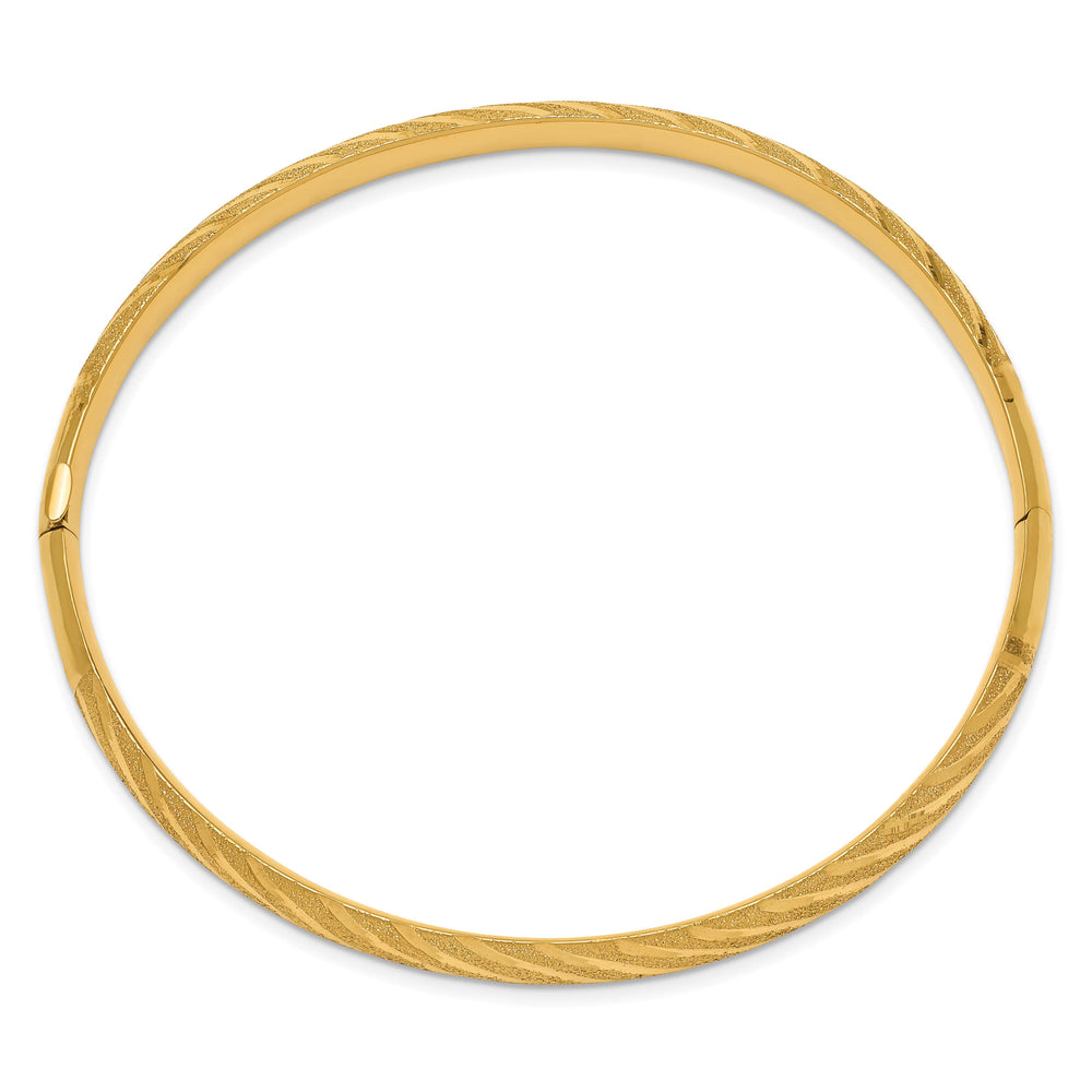 14k Textured Diamond-cut 6.20mm Twisted Hinged Oval Bangle Bracelet
