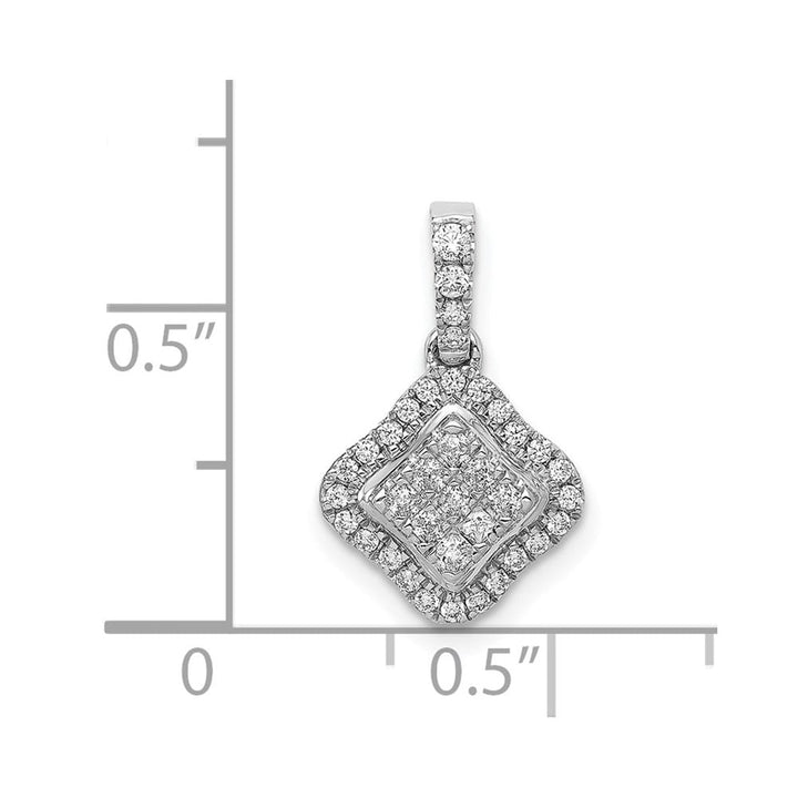 14K White Gold 1/4 ct Diamond Cluster Pendant