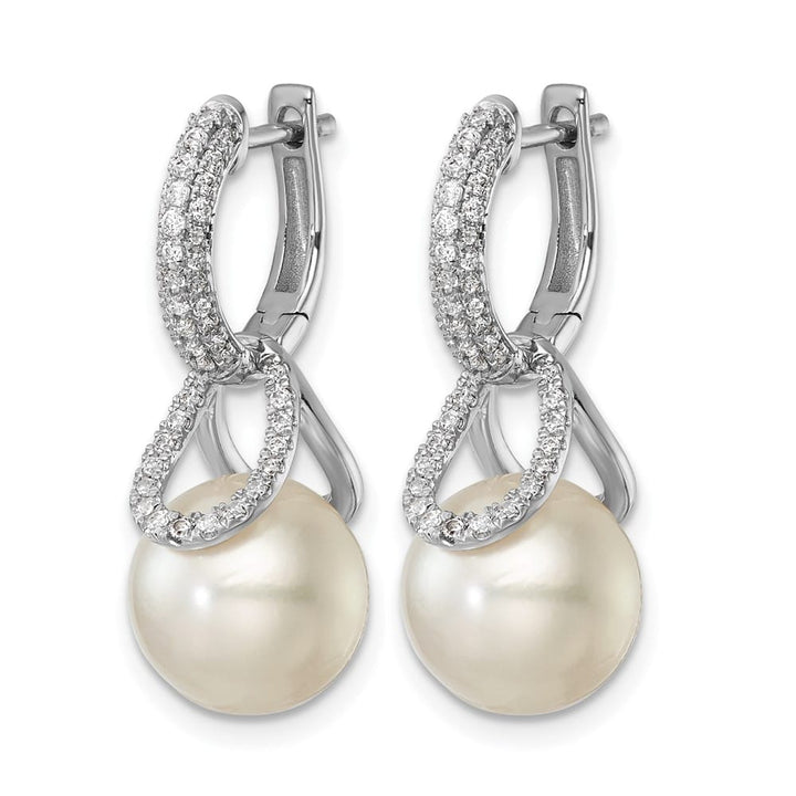 14K White Gold 10-11 White Round Freshwater Pearl .41 carat Diamond