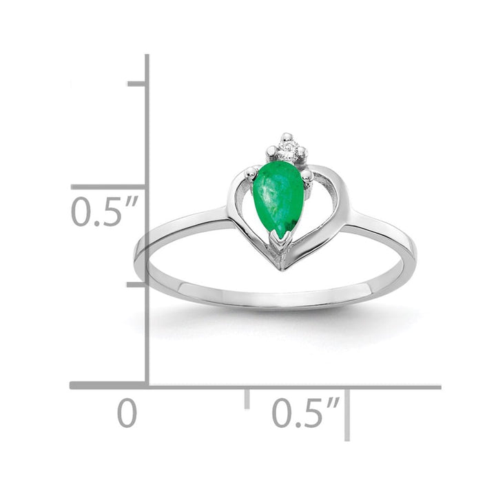 14k White Gold 5x3 mm Pear Emerald and Diamond Heart Ring