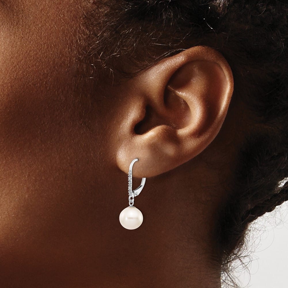14K White Gold 8-9mm White Round Freshwater Pearl and .05 Earrings