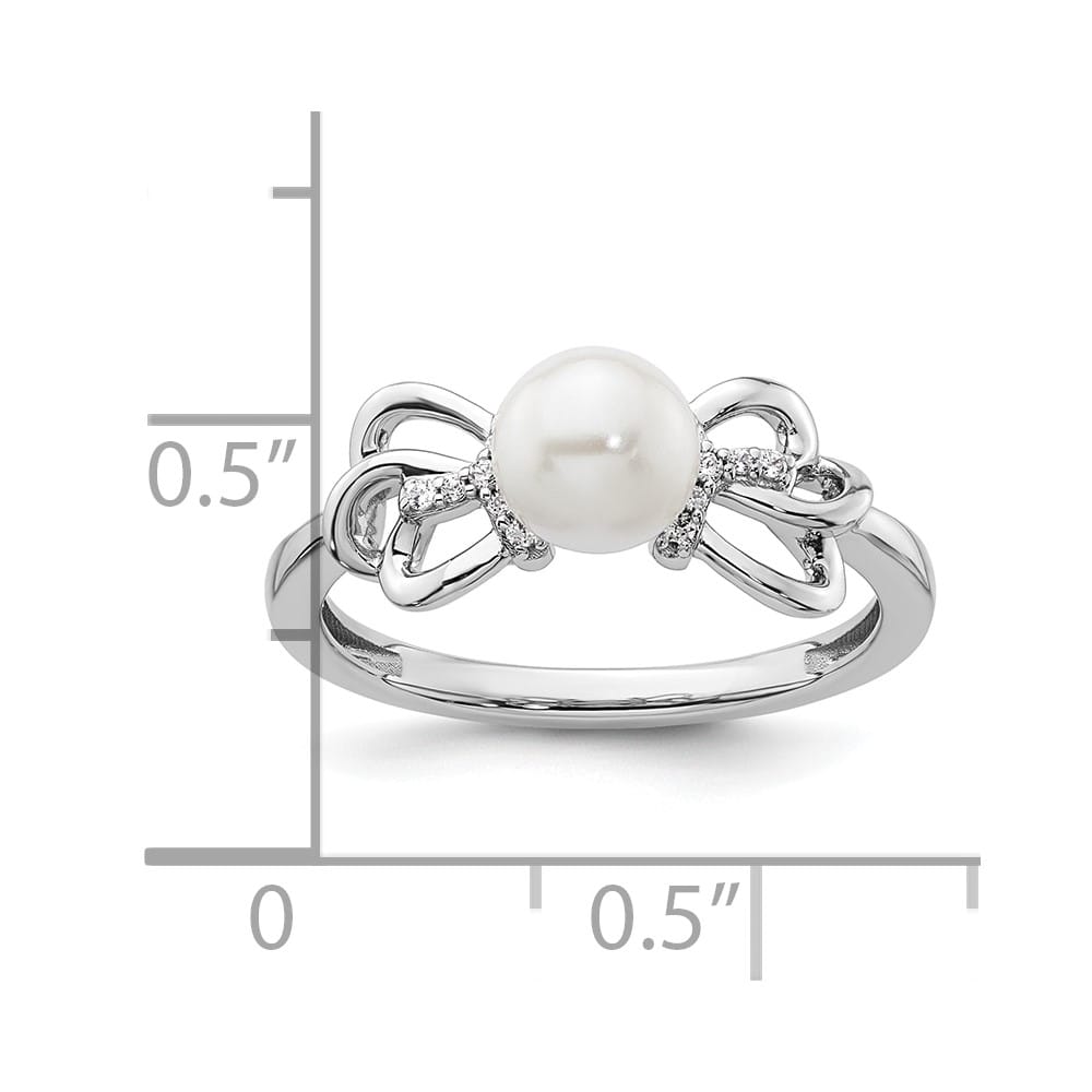 14k White Gold White Freshwater Cultured Pearl 1/20 Carat Diamond Ring Size 7