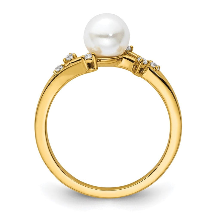 14k Yellow Gold 1/10 Carat Diamond and White Cultured Pearl Ring Size 7