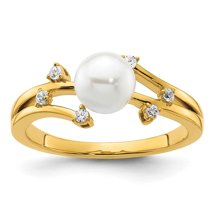 14k Yellow Gold 1/10 Carat Diamond and White Cultured Pearl Ring Size 7