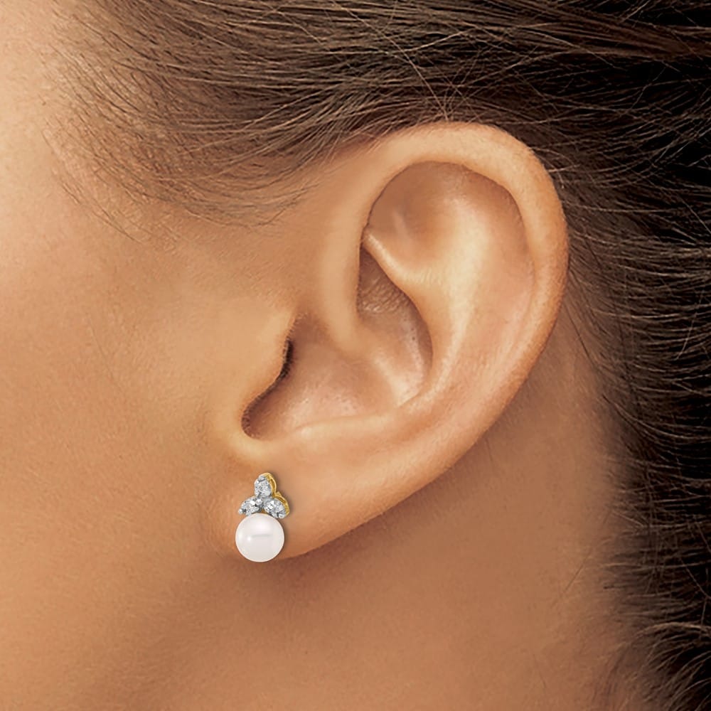 14K Yellow Gold 5-6mm White Round Freshwater Pearl and .06 Earrings