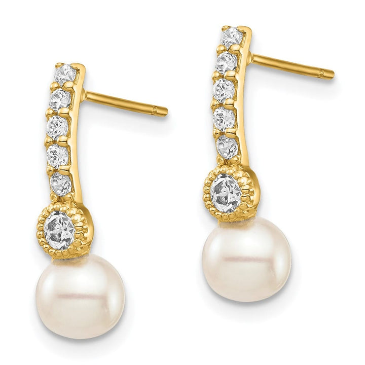 14K Yellow Gold 6mm White Semi-round Freshwater Pearl CZ Earrings