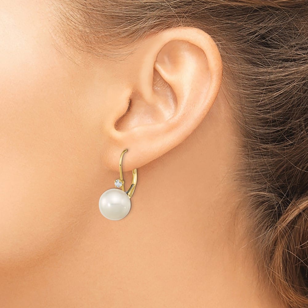 14K Yellow Gold 9-9.5mm White Round Freshwater Pearl and .10 Earrings