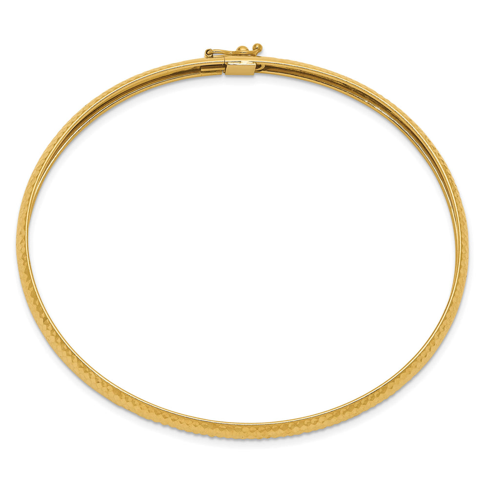 14k Polished Textured 6.15mm Flexible Oval Bangle Bracelet