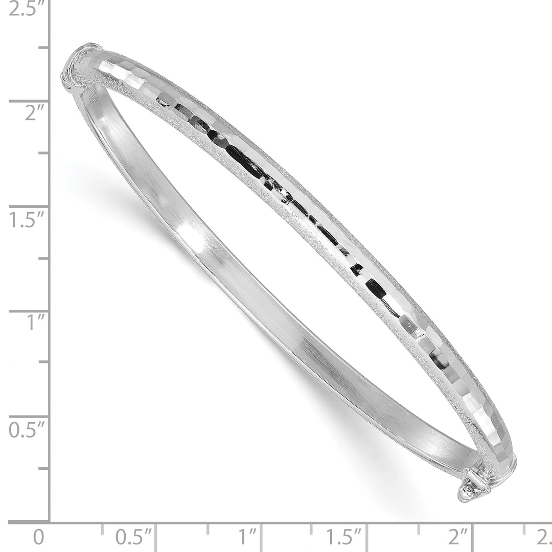 14K White Gold Diamond-cut and Laser-cut 4.10mm Hinged Oval Bangle