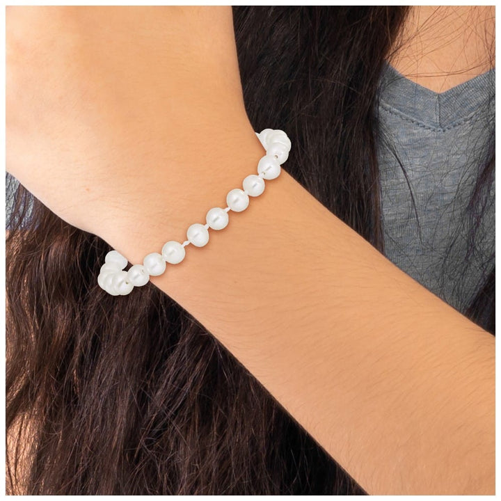 Sterling Silver Rhodium-plated 4-5mm White Semi-Round Freshwater