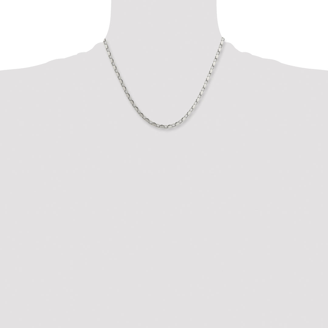 Chisel Stainless Steel Fancy Link 18in Chain
