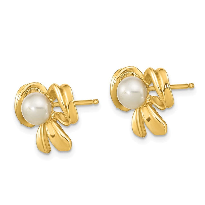 14K Yellow Gold 3-4mm White Button Freshwater Pearl Bow Post Earrings