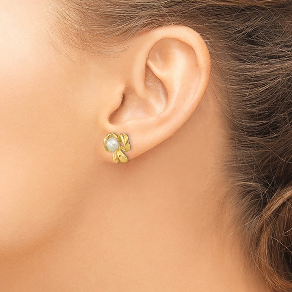 14K Yellow Gold 3-4mm White Button Freshwater Pearl Bow Post Earrings