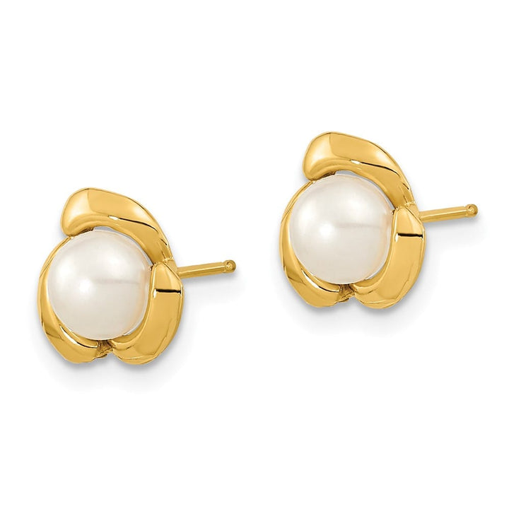 14K Yellow Gold 5-6mm White Button Freshwater Pearl Flower Earrings