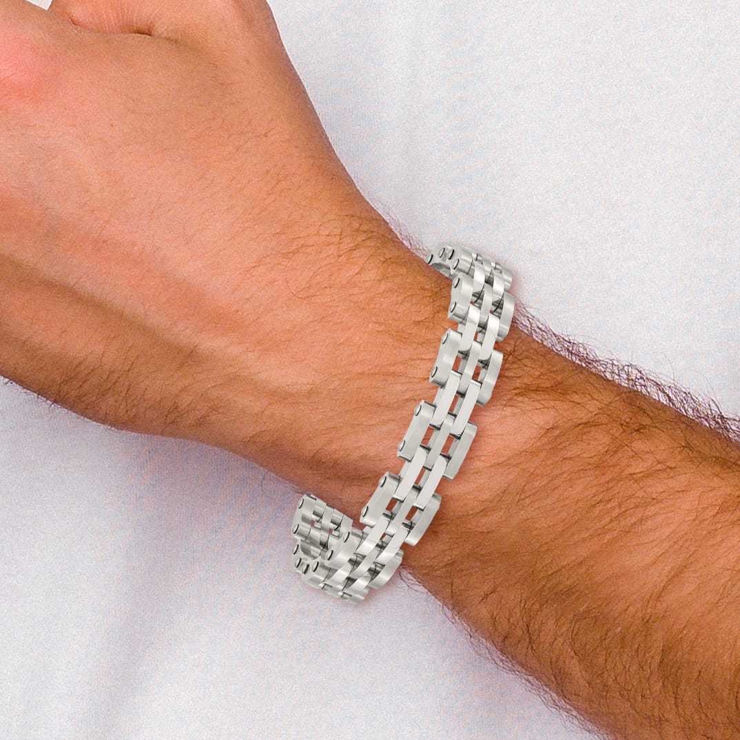 Chisel Stainless Steel Brushed and Polished 8.75 inch Link Bracelet