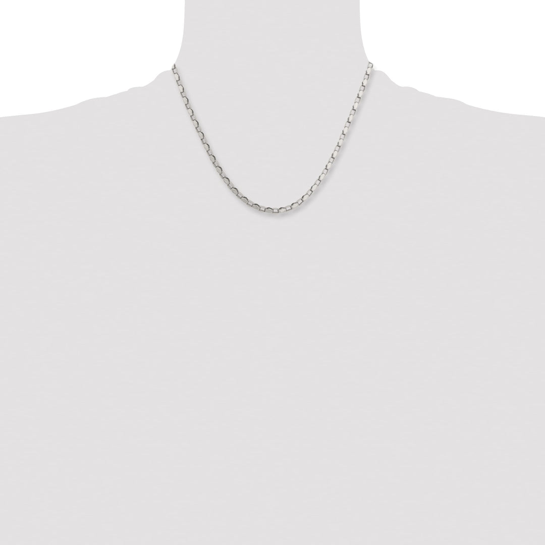 Chisel Stainless Steel Fancy Link 18in Chain