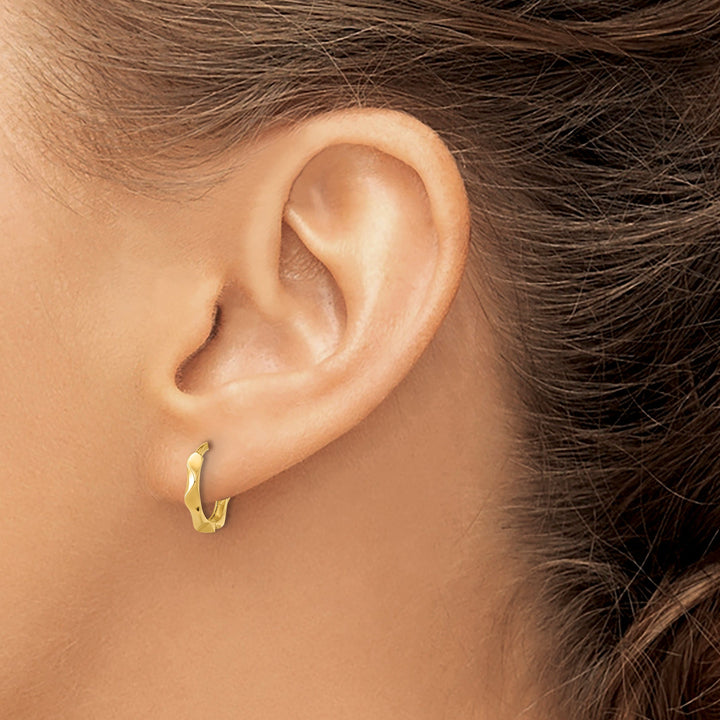 Lovely Rita's Earrings 14K Yellow Gold Stunning Polished 13mm Wavy Hinged Hoop Earrings