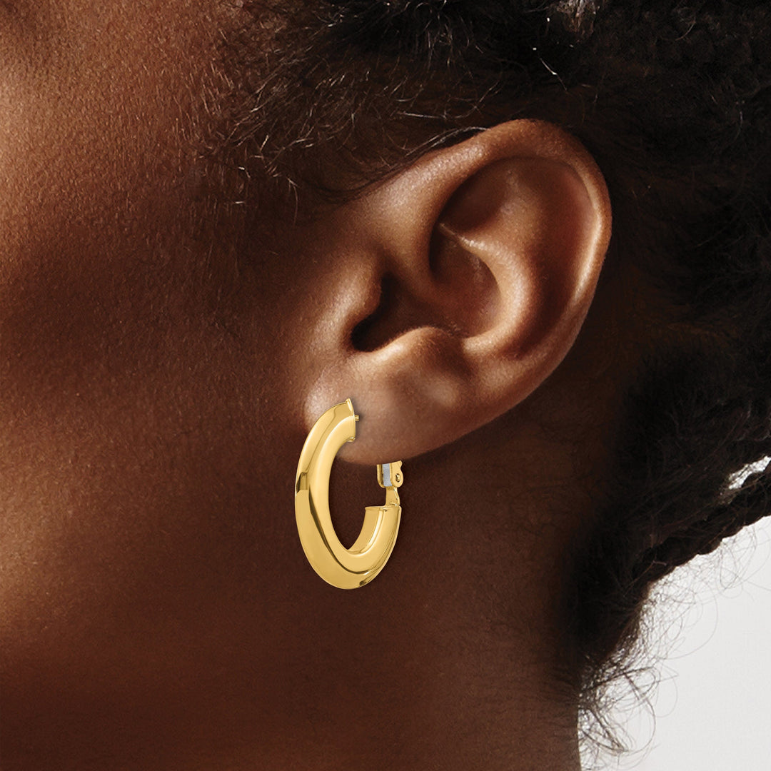 Lovely Rita's Earrings 14K Yellow Gold Stylish Polished 21.8mm Knife-Edge Oval Omega Hoops