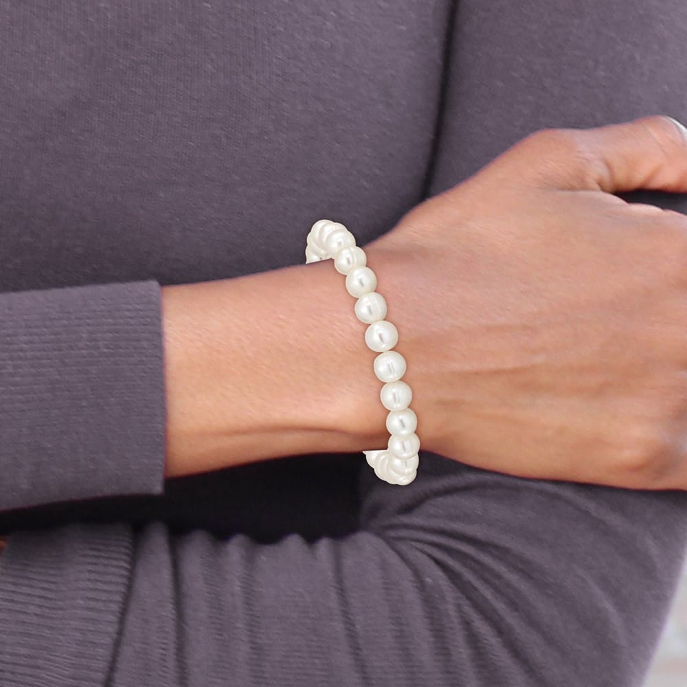Madi K 5-6mm White Semi-Round Freshwater Pearl Xsmall Stretch Bracelet