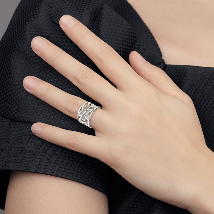 Sterling Silver Flower Ring Stock Size 7 Ring Are Refundable