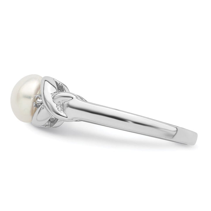 Sterling Silver Freshwater Cultured Button Pearl Diamond Ring