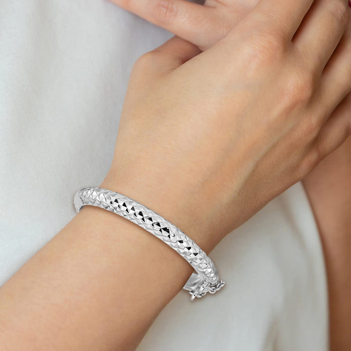 Sterling Silver Polished and D.C. 5.5mm Hinged Children's Bangle
