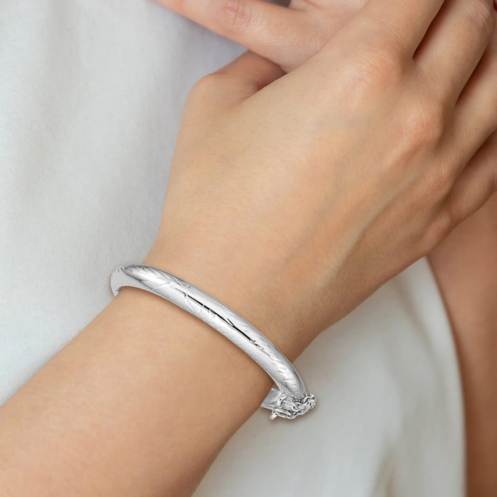 Sterling Silver Polished and D.C. 5mm Hinged Children's Bangle