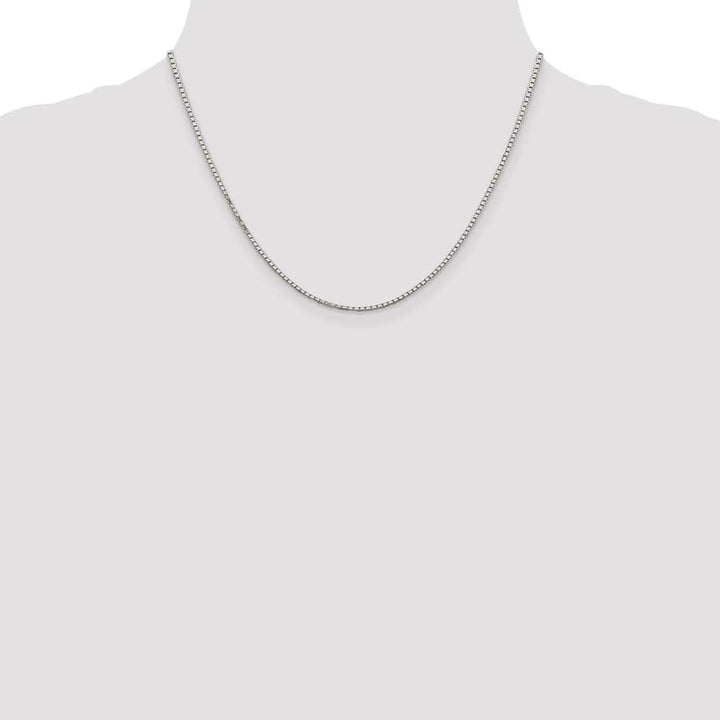 Sterling Silver Rhodium Finish 1.7mm 8 Sided Mirror Box Chain Size 18