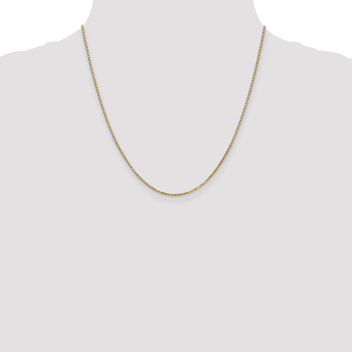 Leslie 14k Yellow Gold 1.3 mm Medium Box Chain