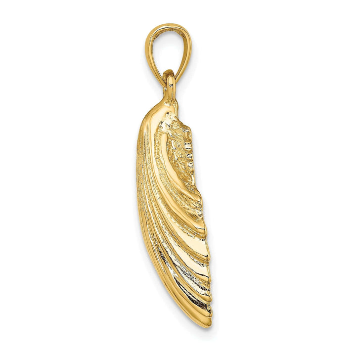 Lovely Rita's Pendants & Charms 14K Yellow Gold Polished Textured Finish Sea Scallop Shell Charm Pendant