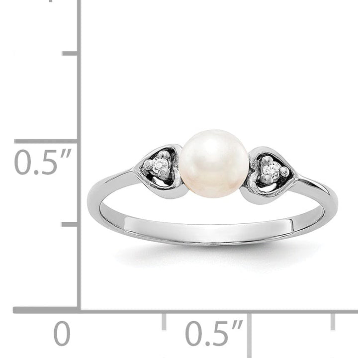 Lovely Rita's Ring 14k White Gold Pearl Diamond Ring