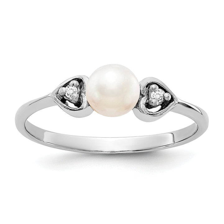 Lovely Rita's Ring 14k White Gold Pearl Diamond Ring