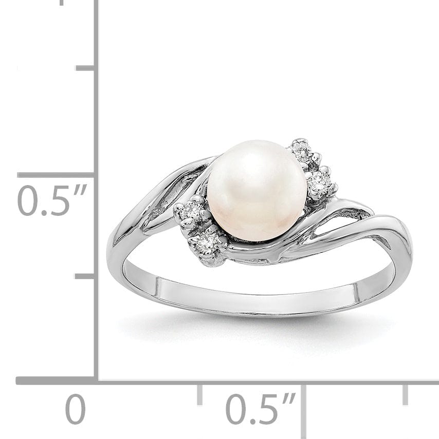 Lovely Rita's Ring 14k White Gold Pearl Diamond Ring