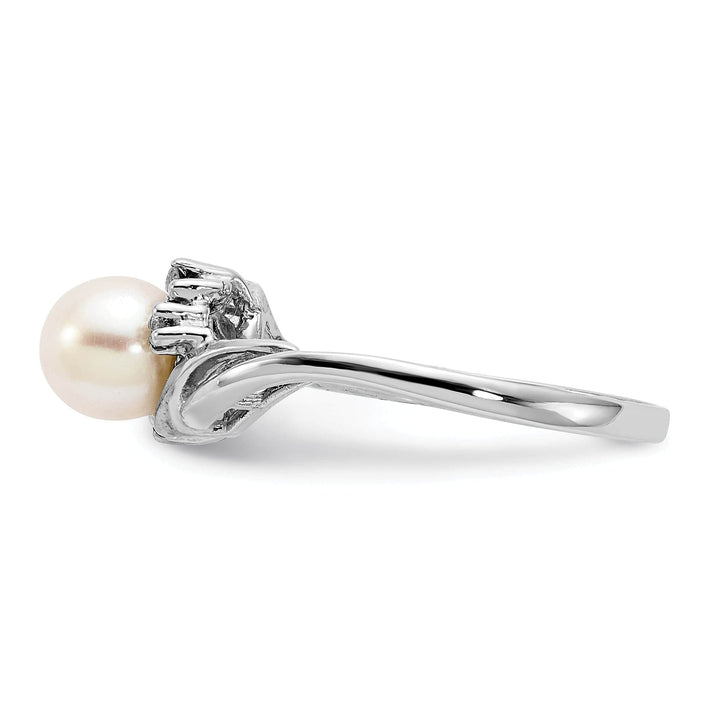 Lovely Rita's Ring 14k White Gold Pearl Diamond Ring