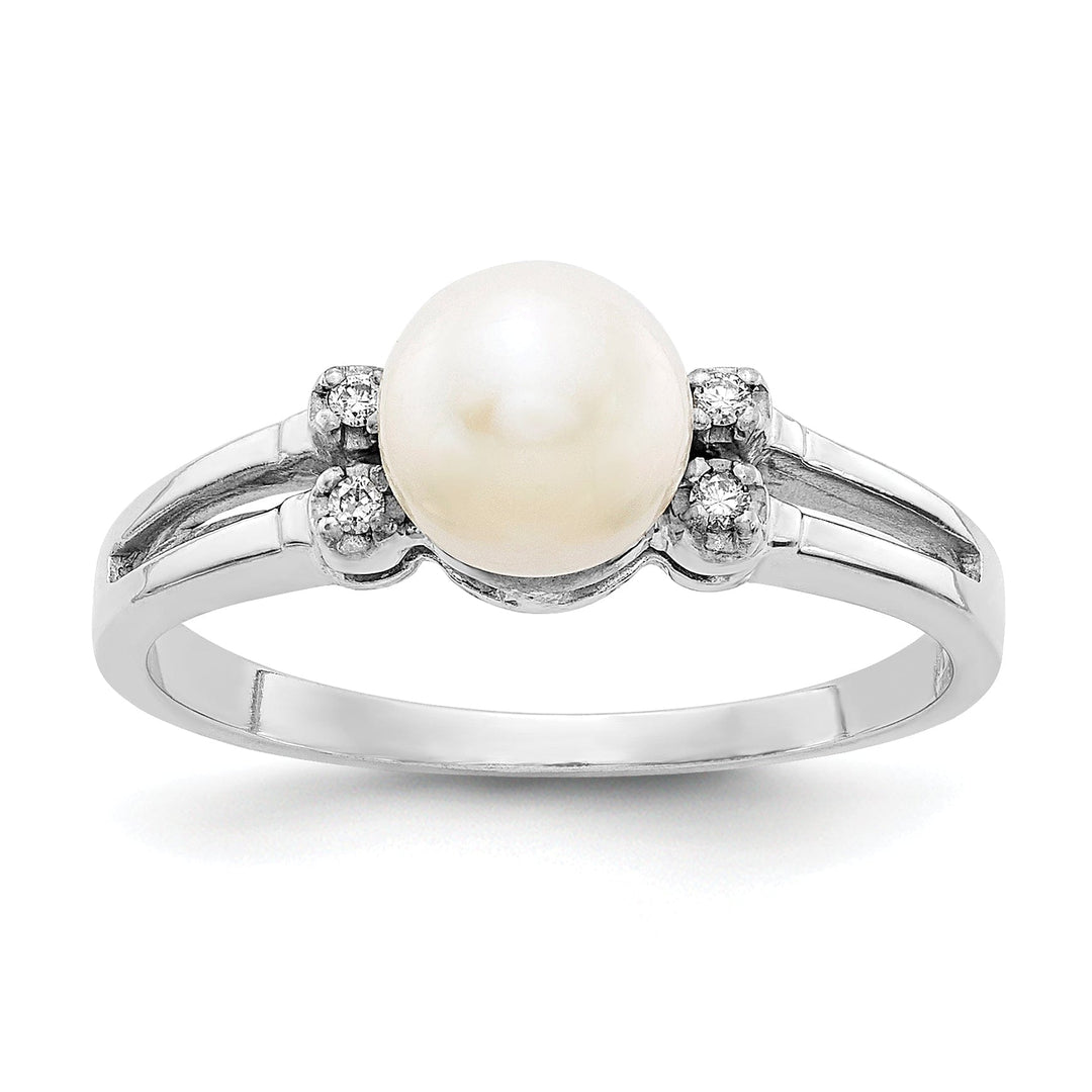 Lovely Rita's Ring 14k White Gold Pearl Diamond Ring
