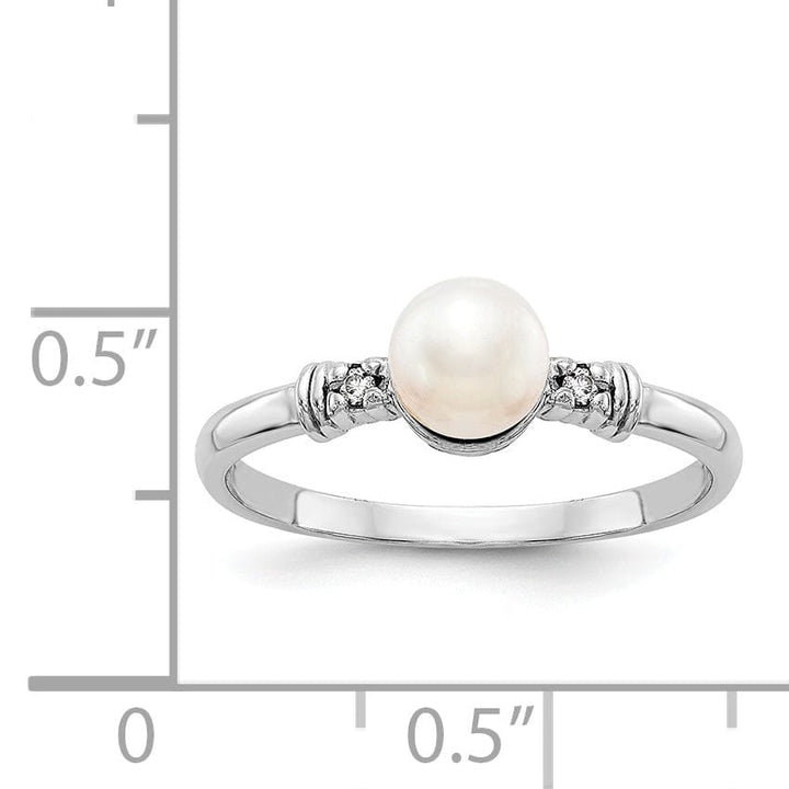 Lovely Rita's Ring 14k White Gold Pearl Diamond Ring