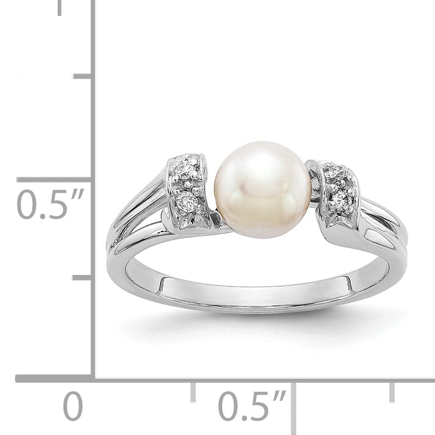 Lovely Rita's Ring 14k White Gold Pearl Diamond Ring