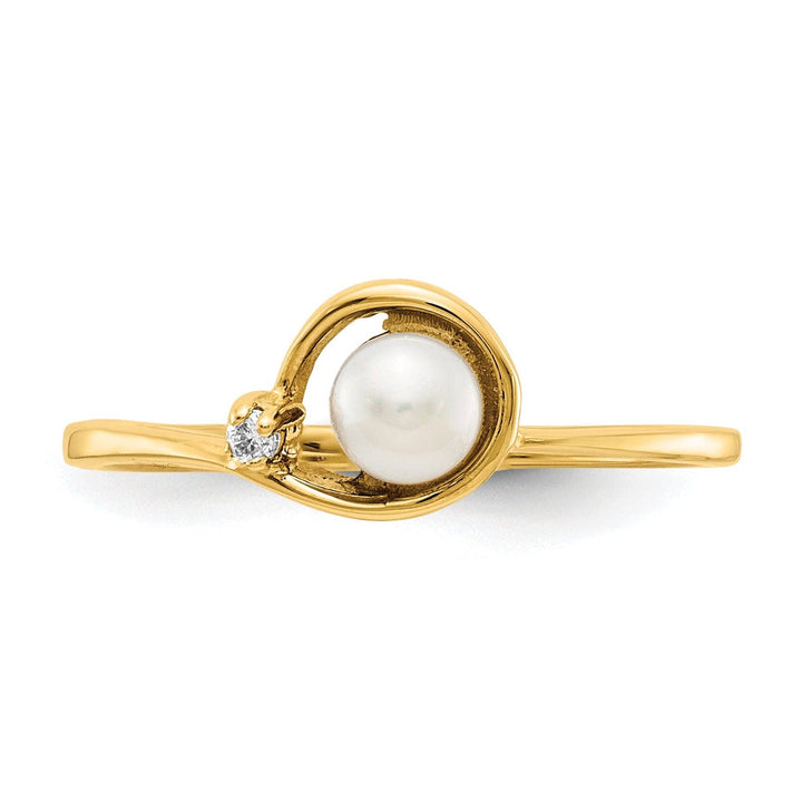 Lovely Rita's Ring 14k Yellow Gold Polished Pearl Diamond Ring
