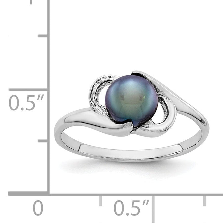 Lovely Rita's Ring 14kt White Gold 5.5mm Black Pearl Ring