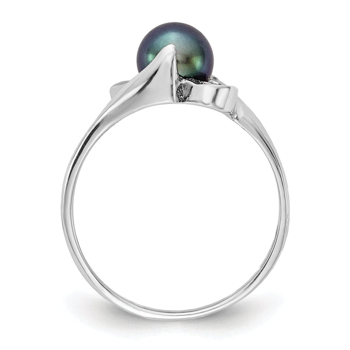 Lovely Rita's Ring 14kt White Gold 5.5mm Black Pearl Ring